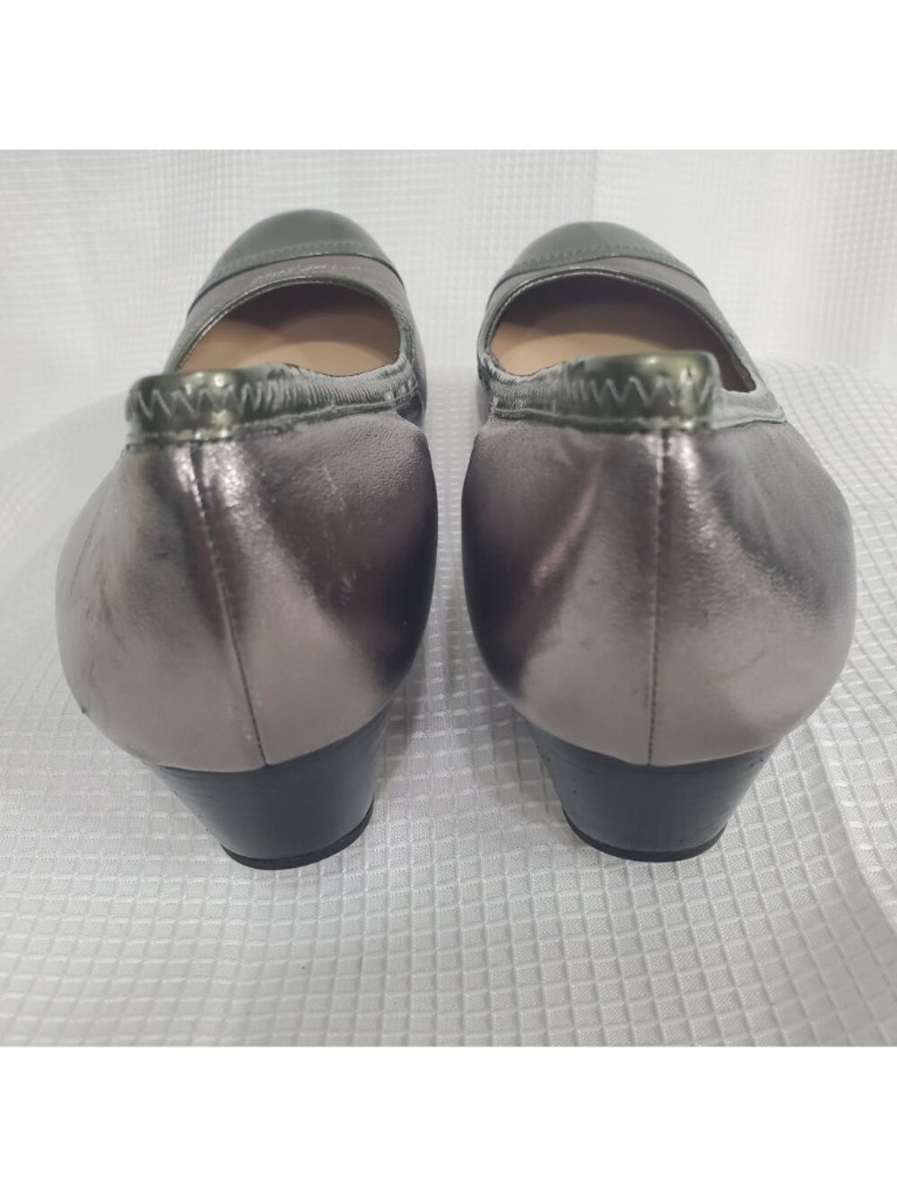 Cole Haan Nike Air Size 11 11M Pumps Wedge Round Patent Cap Toe Silver Green - Picture 10 of 13